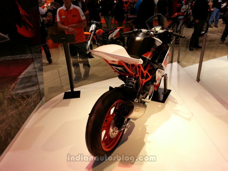 KTM RC390 rear three quarters