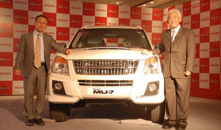Isuzu - Locally made MU-7 unveiled