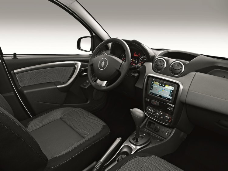 2021 Renault Duster Interior (Brazil) 