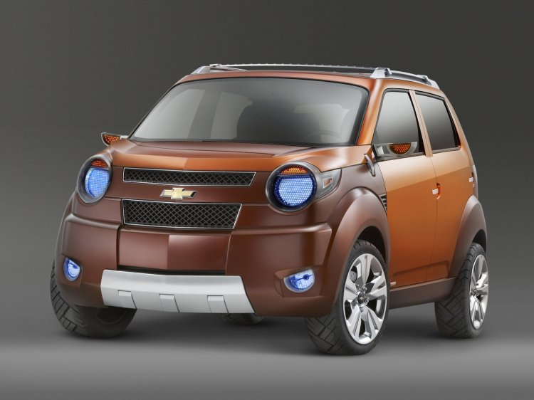 Chevrolet Trax Concept front three quarters studio image
