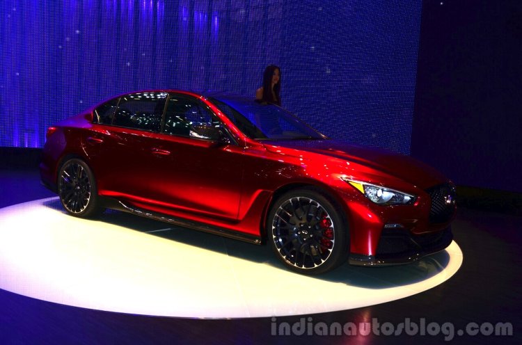 Infiniti Q50 Eau Rouge at Geneva Motor Show