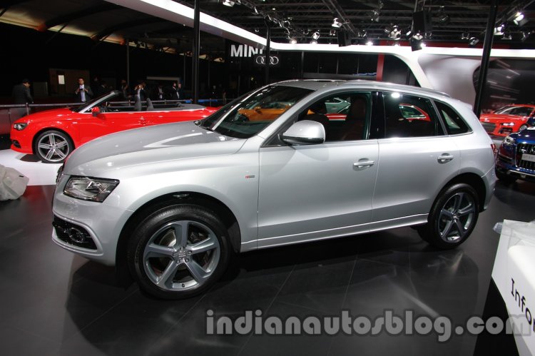 Audi Q5 special edition Auto Expo side