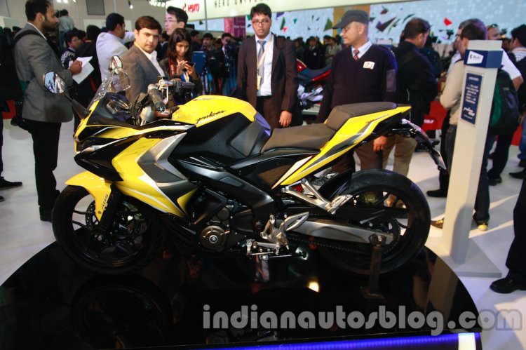 Bajaj Pulsar SS400 side view