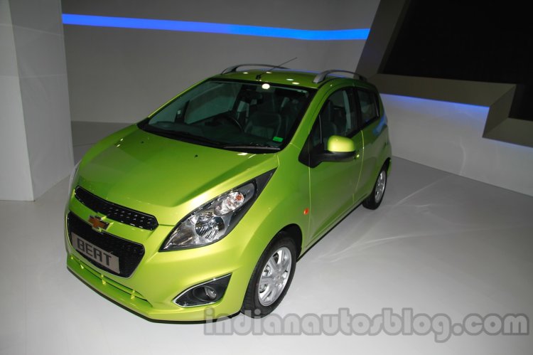 Chevrolet Beat Facelift Front Profile at 2014 Auto Expo
