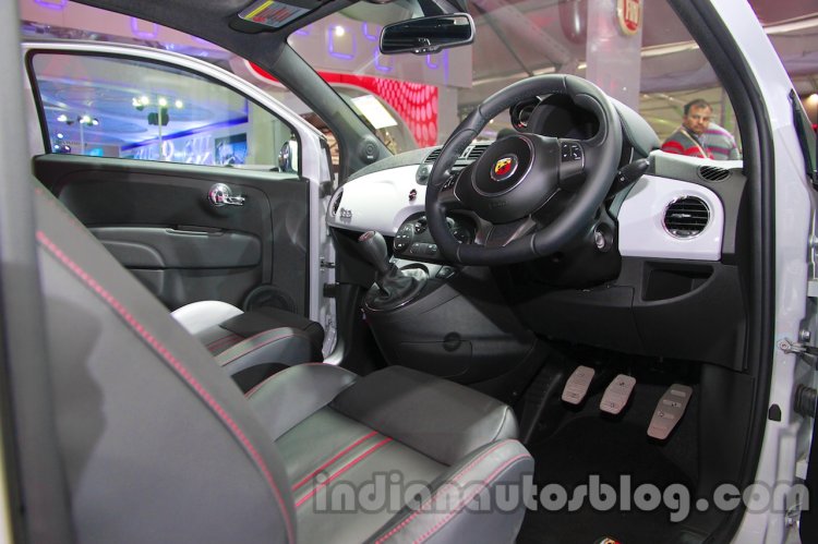 Fiat 500 Abarth driver controls at Auto Expo 2014