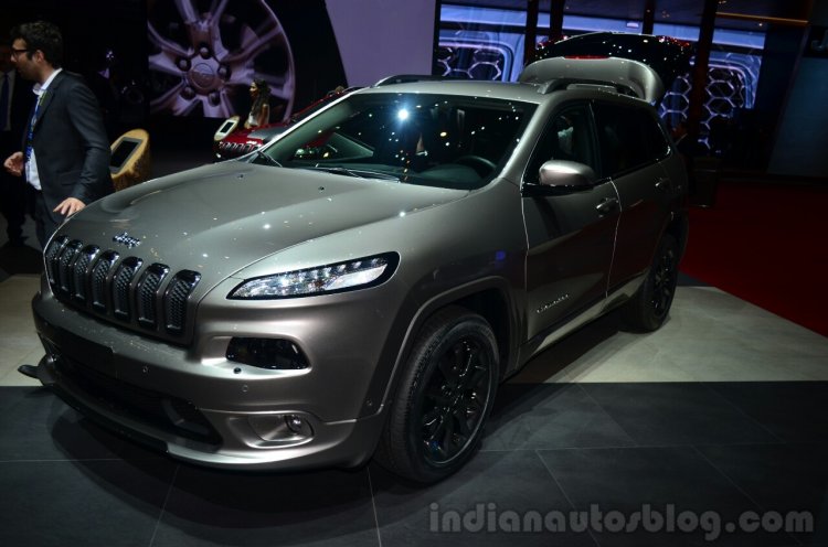 Jeep Cherokee front three quarters at Geneva Motor Show 2014