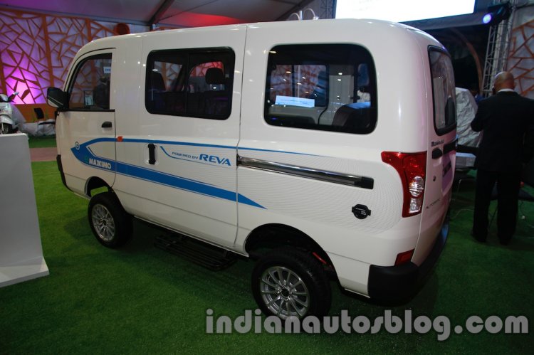 Mahindra Maxximo electric Auto Expo rear quarter
