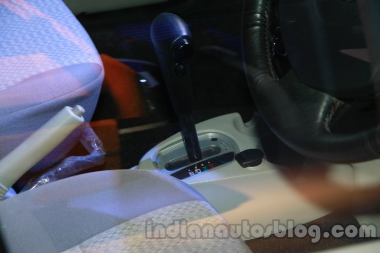 Mahindra Verito Electric shifter at Auto Expo 2014