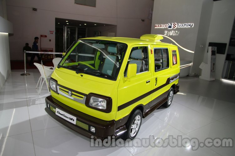 Maruti Omni Cafe front three quarters