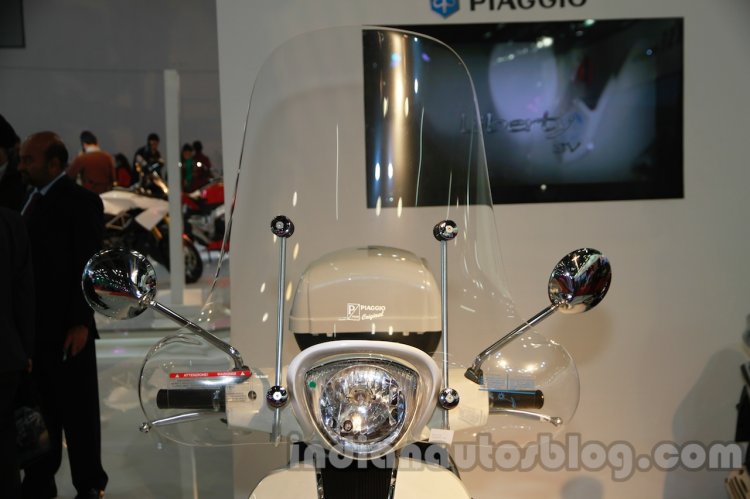 Piaggio Liberty 125 Auto Expo front