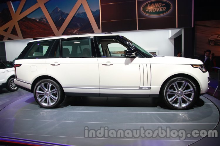 Range Rover L at Auto Expo 2014 side 2