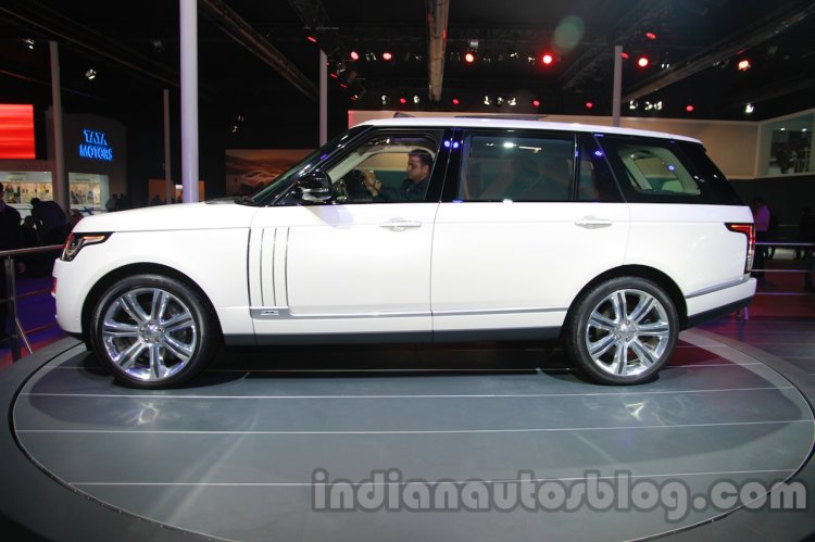 Range Rover L at Auto Expo 2014 side