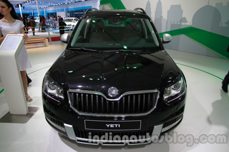 Skoda Yeti facelift front at Auto Expo 2014