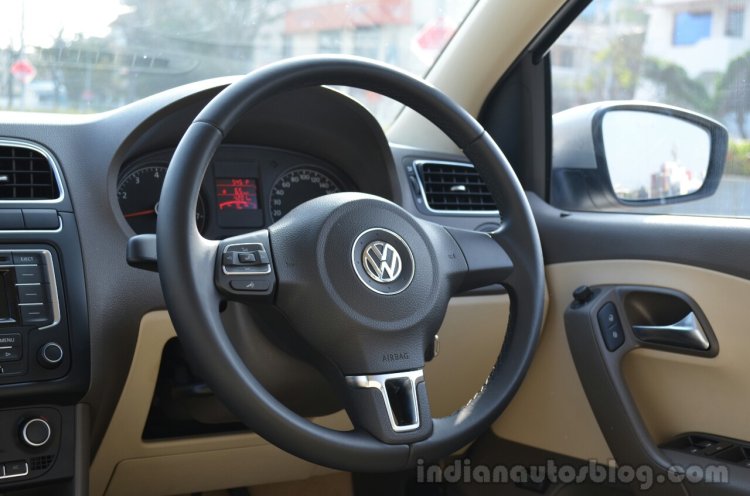 VW Vento TSI Review steering