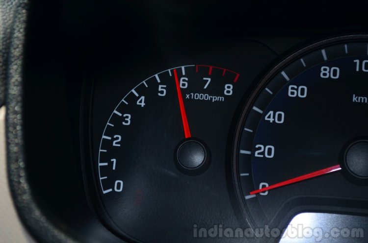 Hyundai Xcent Review petrol revs