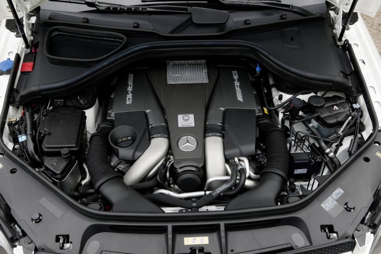 Mercedes GL63 AMG engine press shot