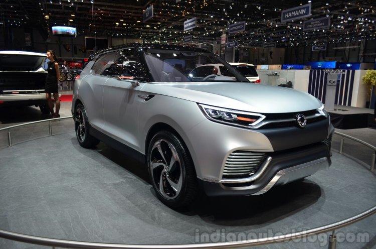 Ssangyong XLV concept front three quarter right profile - Geneva Live