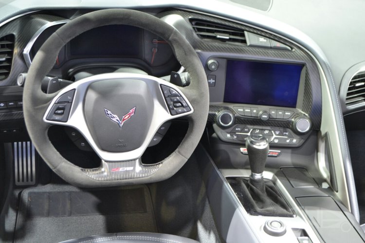 Chevrolet Corvette Z06 Convertible at 2014 New York Auto Show - steering
