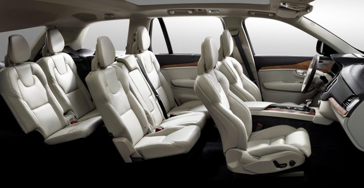 2015 Volvo XC90 cabin layout press image