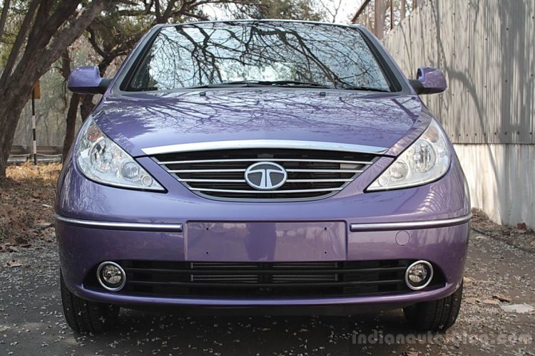 Front of the Tata Vista D90