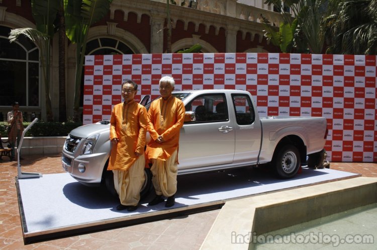Isuzu D-Max Space Cab launch live image