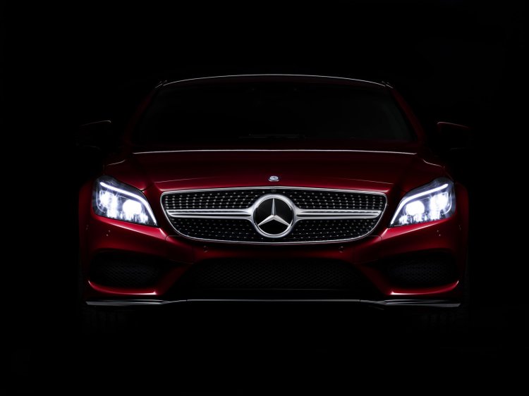 2015 Mercedes CLS facelift teased press shot