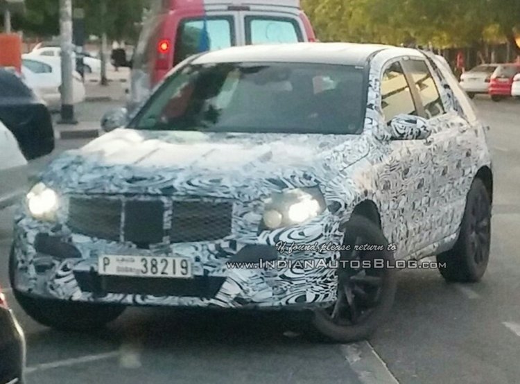 2015 Mercedes GLK Class IAB spied headlight