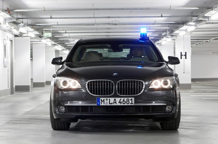 BMW 760Li Security Edition front