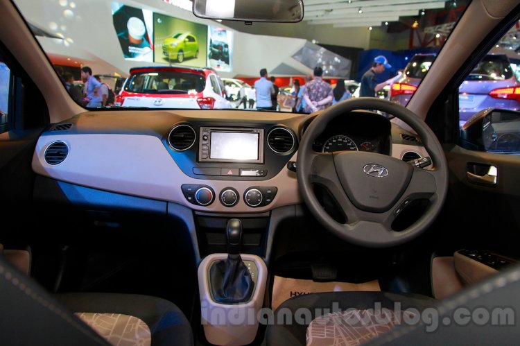 Hyundai Grand i10 dashboard at the 2014 Indonesia International Motor Show