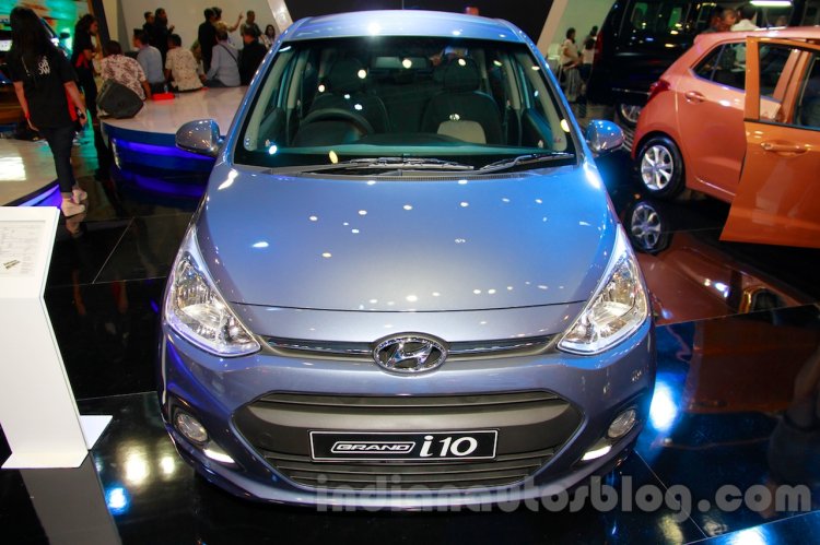 Hyundai Grand i10 front at the 2014 Indonesia International Motor Show