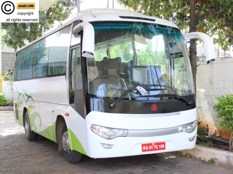 Zhongtong catch bus 8m spied in India