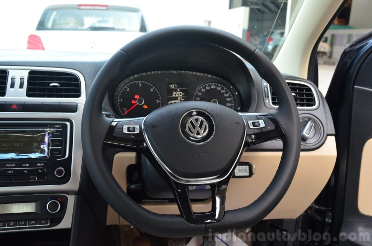 2014 VW Polo facelift first drive steering
