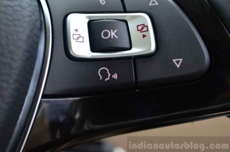 2014 VW Polo facelift first drive voice command