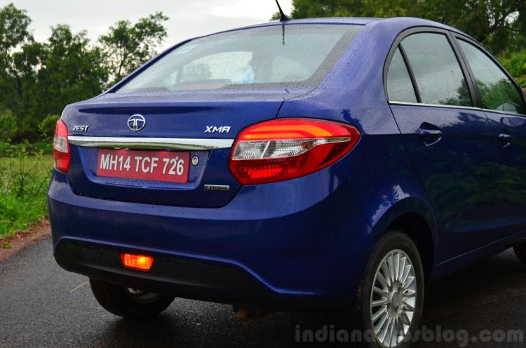 Tata Zest Diesel F-Tronic AMT Review rear foglight