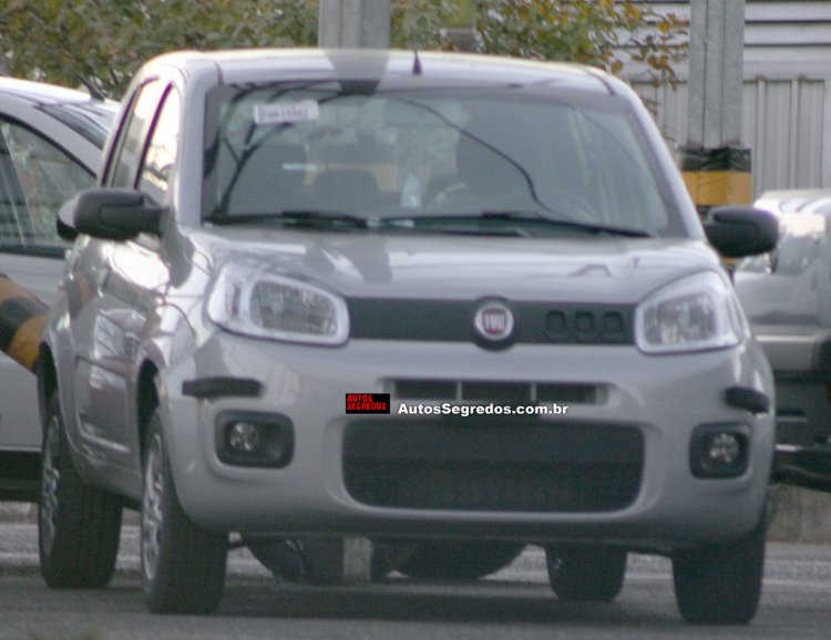 2015 Fiat Uno Attractive spied in Brazil