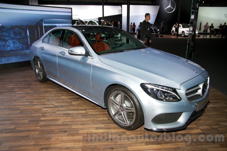 2015 Mercedes C Class front three quarter at the 2014 Moscow Motor show2015 Mercedes C Class front three quarter at the 2014 Moscow Motor show
