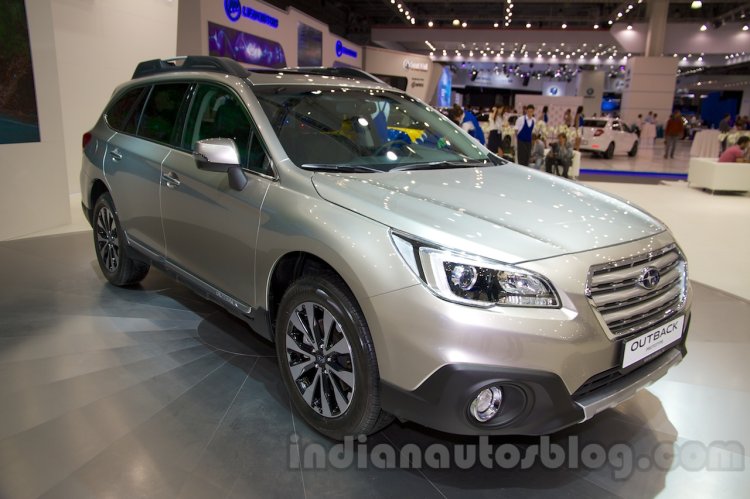 2015 Subaru Outback Prototype front right three quarter  at the 2014 Moscow Motor Show