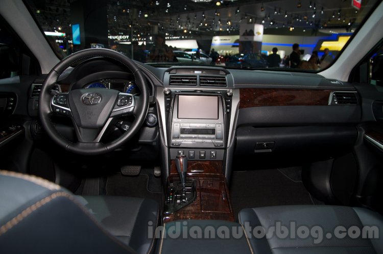 2015 Toyota Camry interior at the 2014 Moscow Motor Show