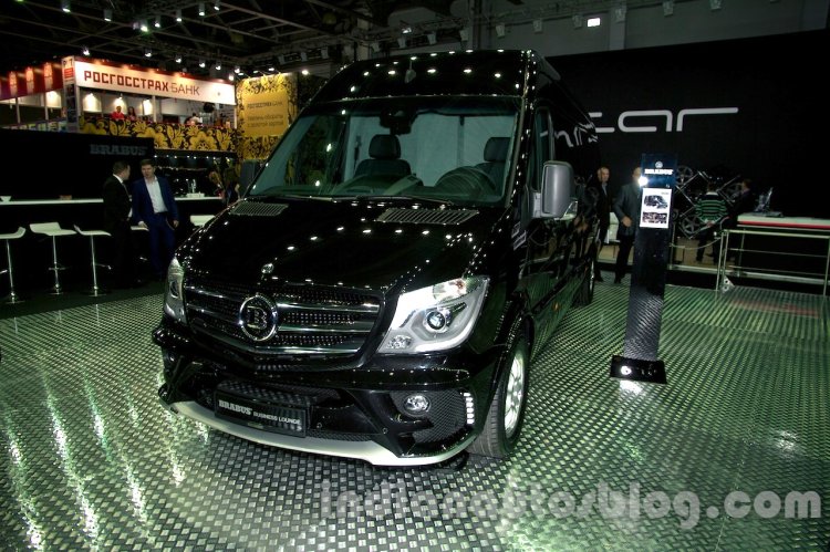 BRABUS Business Lounge at the 2014 Moscow Motor Show front quarter