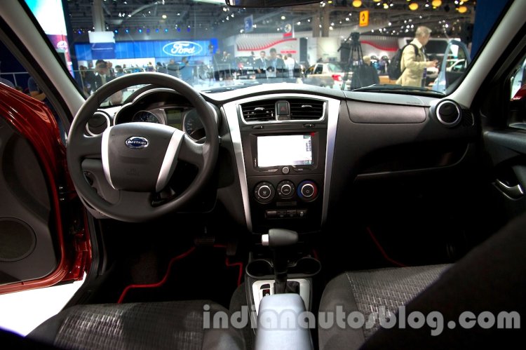 Datsun mi-DO at the 2014 Moscow Motor Show interior