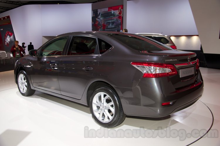Nissan Sentra at the 2014 Moscow Motor Show rear quarter