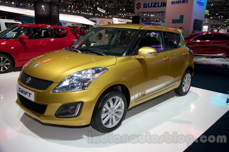 Suzuki Swift facelift front three quarters at the 2014 Moscow Motor Show
