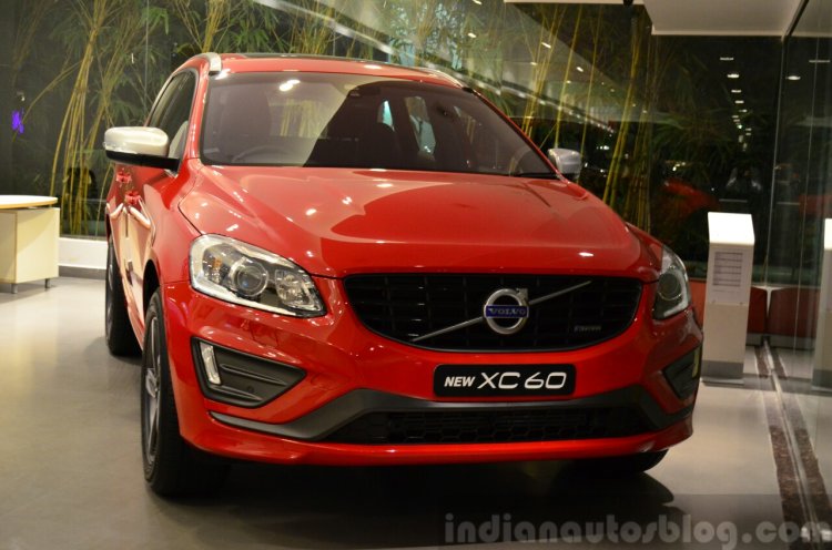 Volvo XC60 R-Design India front