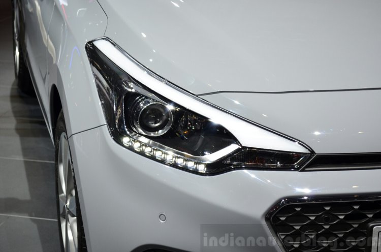 2015 Hyundai i20 with projector headlamp at the 2014 Paris Motor Show