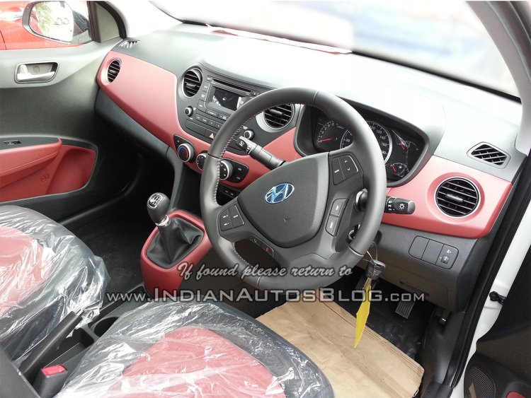 Hyundai Grand i10 SportZ edition dashboard