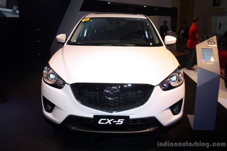Mazda CX-5 front at the Philippines International Motor Show 2014
