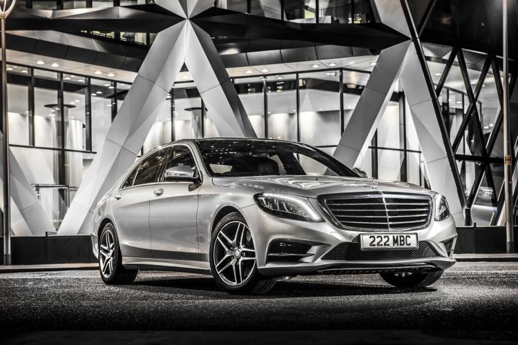 Mercedes S500 Plug-in Hybrid front three quarters