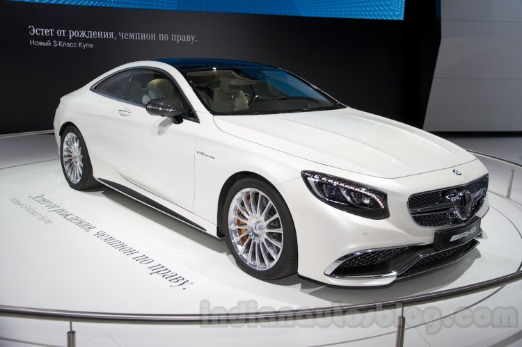 Mercedes S65 AMG Coupe front three quarters left at Moscow Motor Show 2014