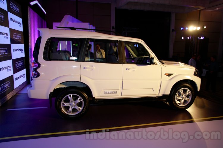 New Mahindra Scorpio side angle Delhi launch