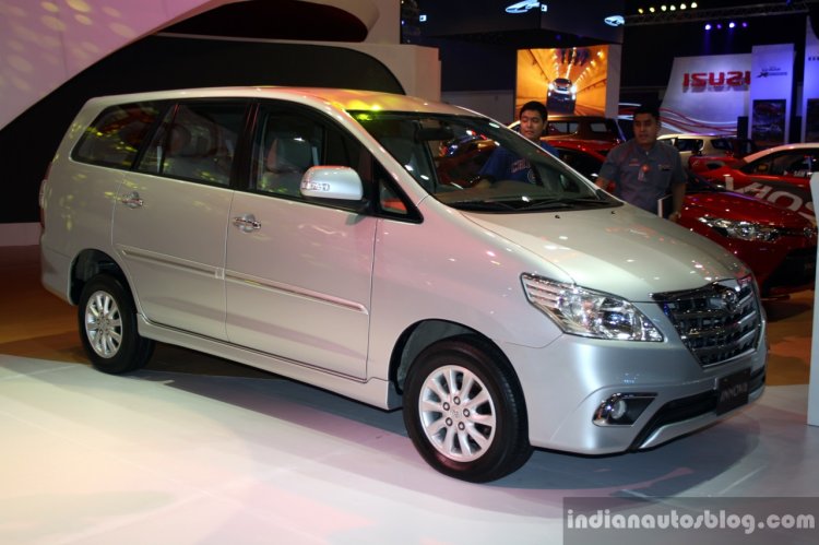 Toyota Innova at the 2014 Philippines International Motor Show